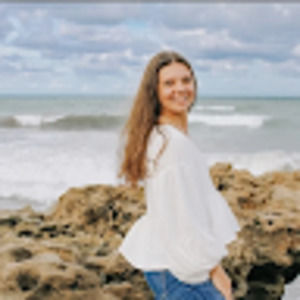 Meet your Posher, Rebekah